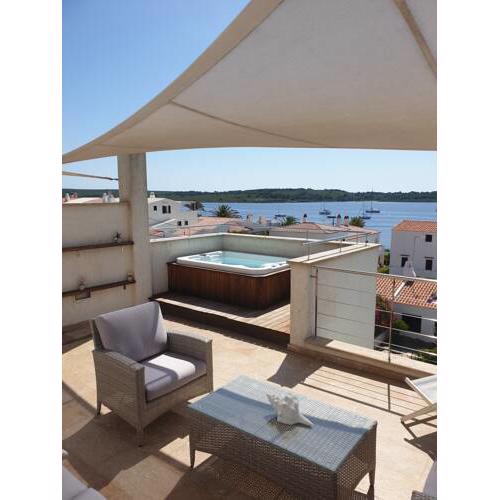 F18. Magnifico Chalet con Vistas al mar