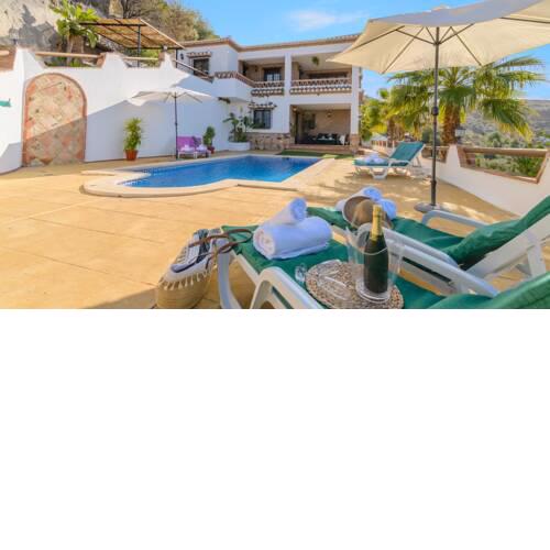 Fabulosa villa con magníficas vistas panorámicas en Alcaucín