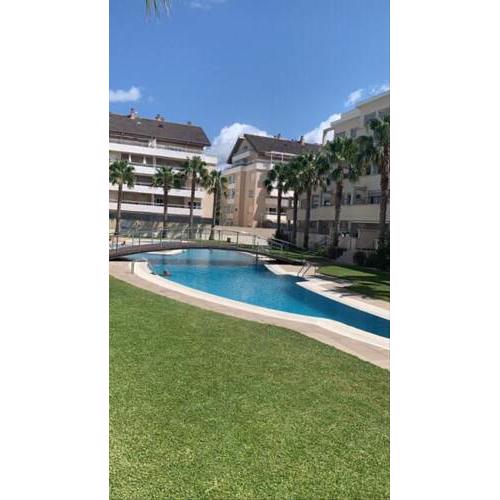 Fabulous Apartment with large pool near beach