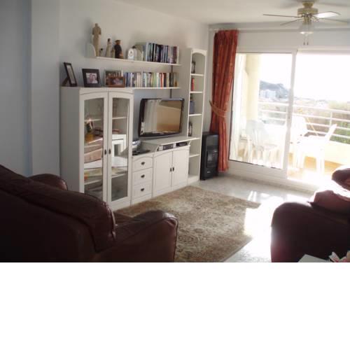 Fabulous apartment with the best view in town. Quiet area, short walk to centre.