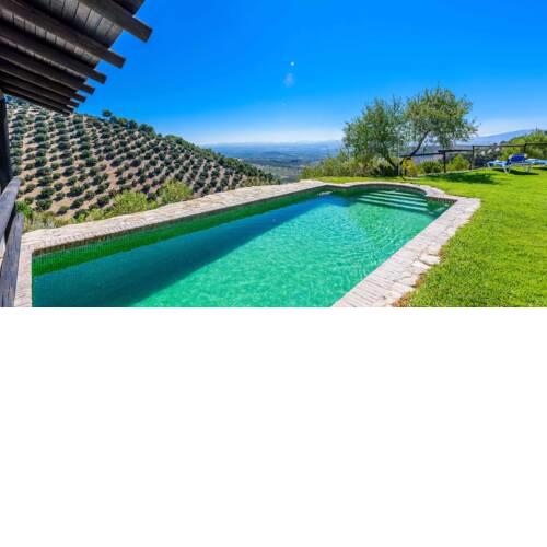 Fabulous holiday home with spectacular views privacy guarantee