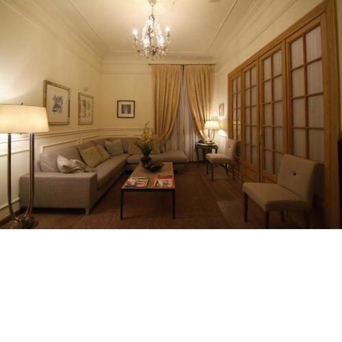 Fabulous Location - Gothic Quarter Luxury 3 Bedroom Apartment