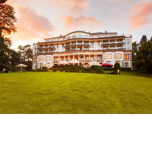 Falkenstein Grand, Autograph Collection