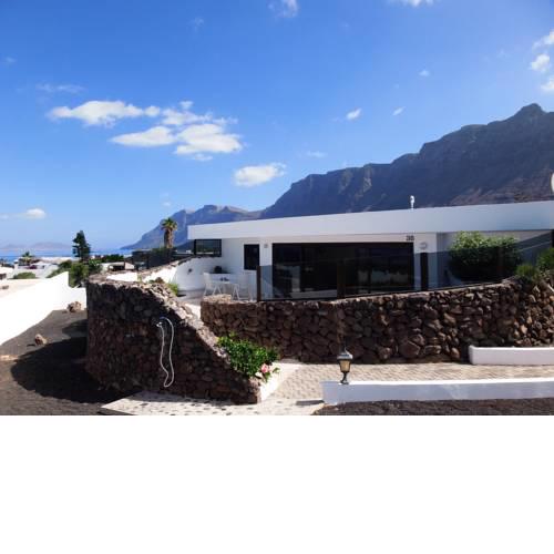 Famara Bungalow, Hibiscos
