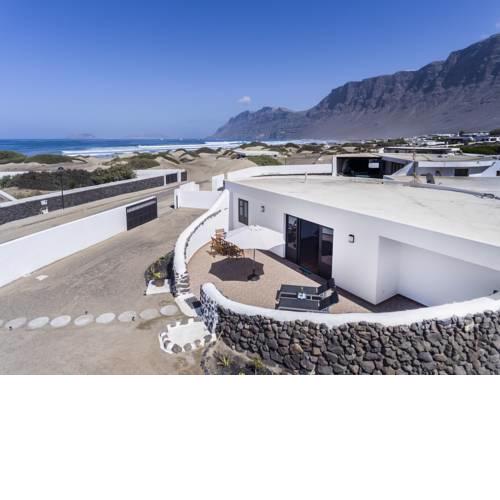 Famara House 12