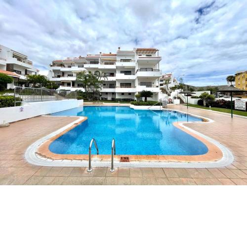 Family apartment, Wifi, pool, near the beach in Los Cristianos