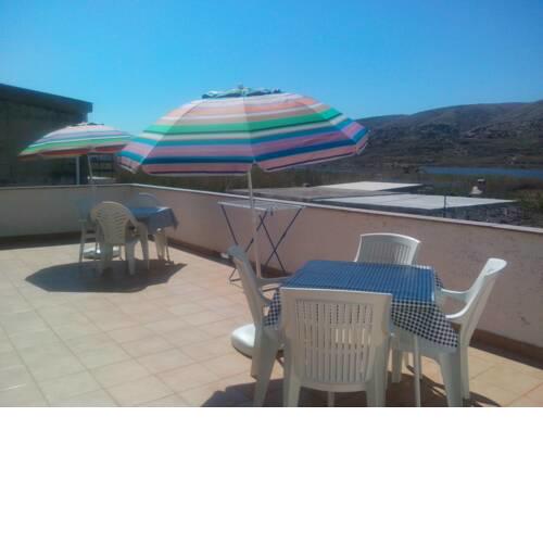Family apartments with private parking near the beach