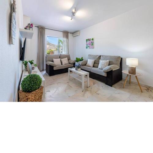 FAMILY Benalmarina Costa del sol Piscina y parking incluido
