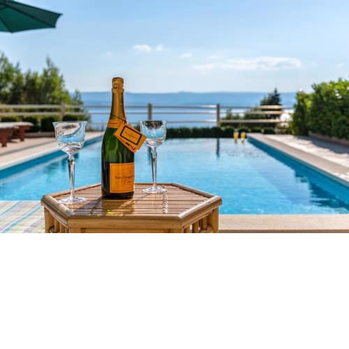 Family friendly apartments with a swimming pool Lokva Rogoznica, Omis - 16429