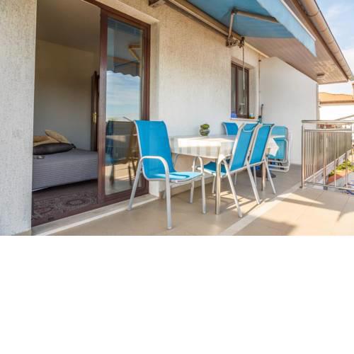 Family friendly apartments with a swimming pool Matulji, Opatija - 17534