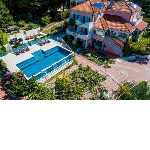 Family friendly apartments with a swimming pool Mlini, Dubrovnik - 10269