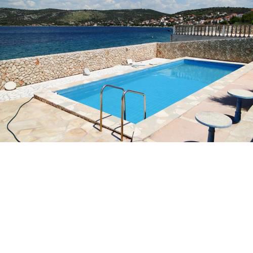 Family friendly apartments with a swimming pool Razanj, Rogoznica - 7606