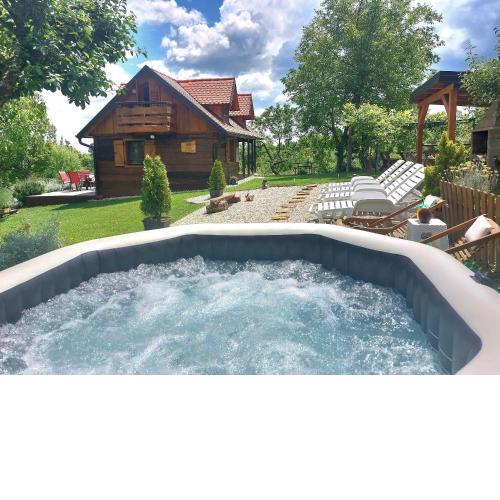 Family friendly house with a parking space Sveti Ivan Zelina, Prigorje - 20657