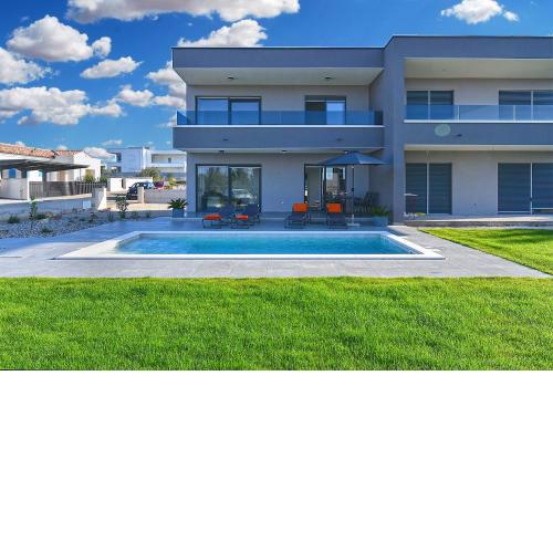 Family friendly house with a swimming pool Peroj, Fazana - 20755