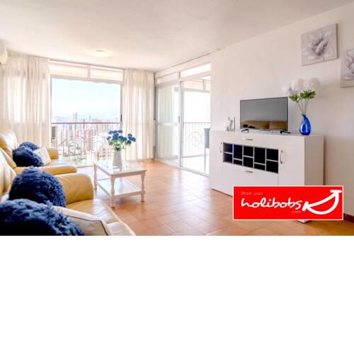 Family & Friends Getaway with Beautiful Relaxing Grounds l Sleeps 4 l Parking and Air-con l FREE Welcome pack l 16-10