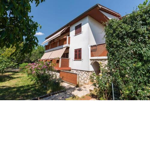 Family house, apartment Yllo