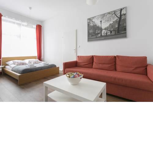 Family Studio Apartment for 4