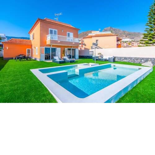 Fanabe Villa Sleeps 7 with Pool