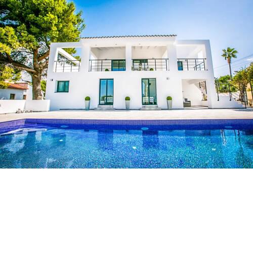 Fanadix Villa Sleeps 10 with Pool and Air Con