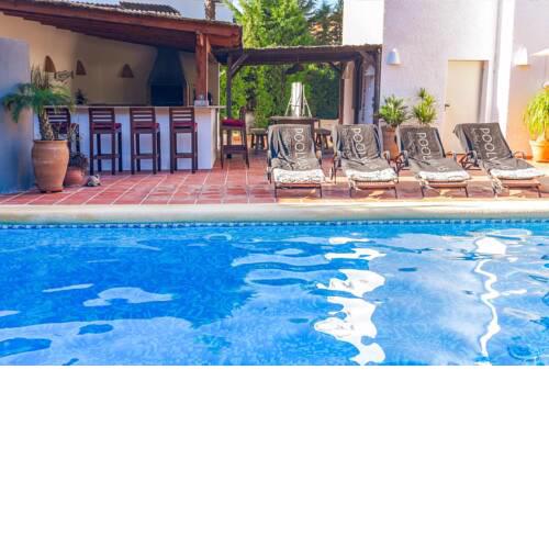 Fanadix Villa Sleeps 8 with Pool Air Con and Free WiFi