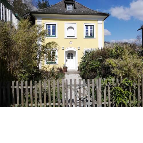 Fancy Luxury Home In Former Tavern