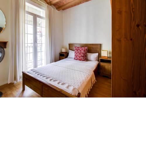 Fantastic 2 bed in the heart of Poble Sec