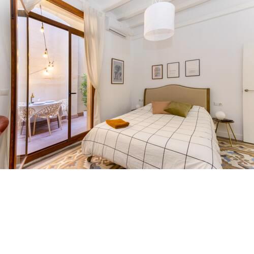 Fantastic 2-Bedroom Apartment Old Town Center