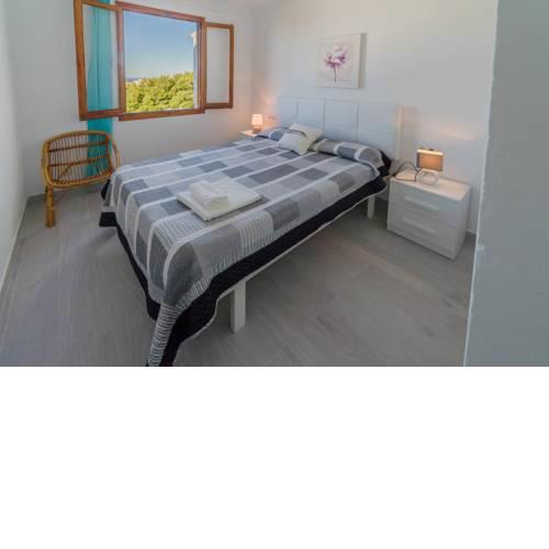 Fantastic renovated aparment with views and pool