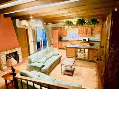Fantastic Rural House Tijoco Bajo with Jacuzzi