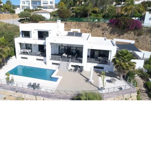 Fantastic Villa in Puerto del Capitan, Benahavis, 4 bedrooms, panoramic views