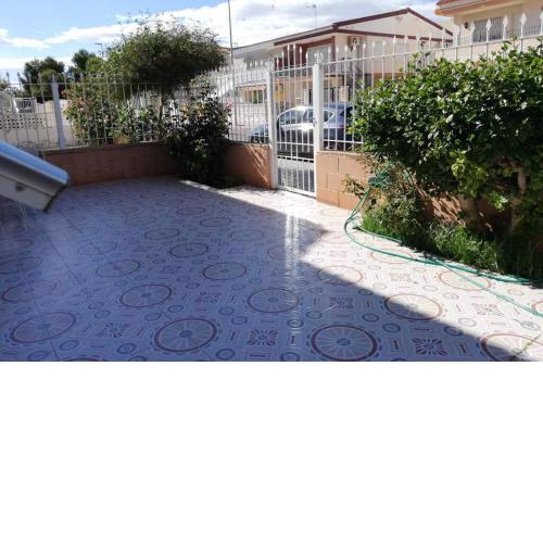 Fantástica casa en segunda línea de playa