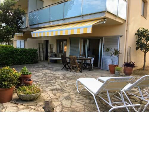 Fantástico apartamento con jardín privado (2)