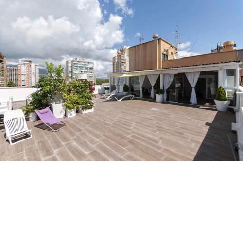 FANTÁSTICO ÁTICO con ENORME TERRAZA y CHILL OUT