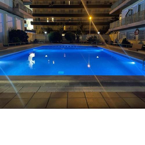 Fantastico piso con terraza en corazón de Fenals