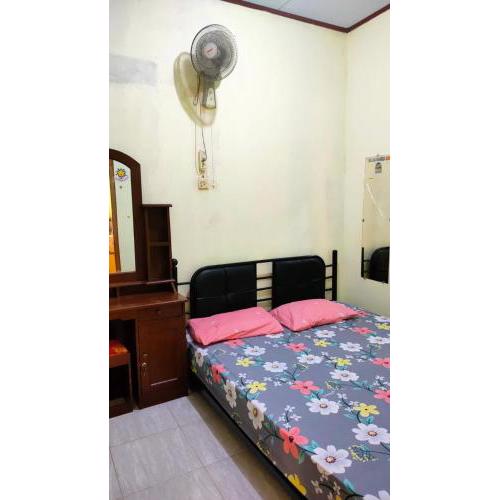 Farah Homestay