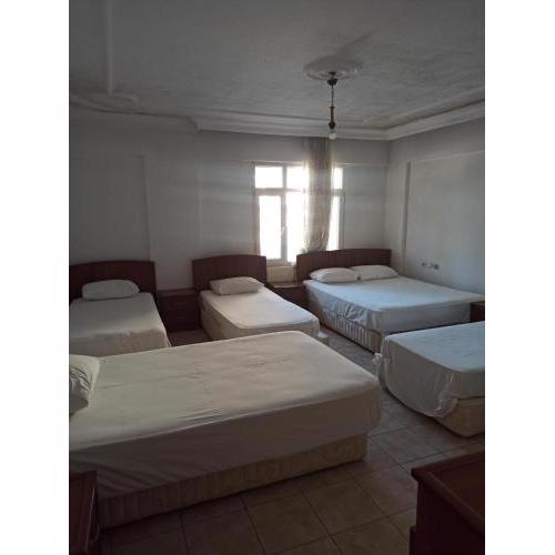 Faris Guest House