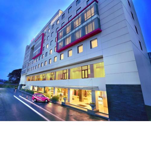 favehotel Hyper Square