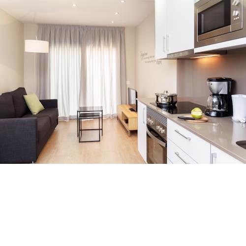 Feelathome Plaza Apartments