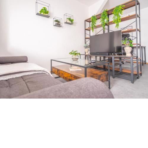 feelgoodflats : Industrial styled apartment NEW