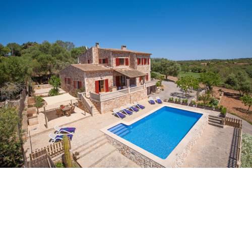 Felanitx Villa Sleeps 8 Pool Air Con WiFi