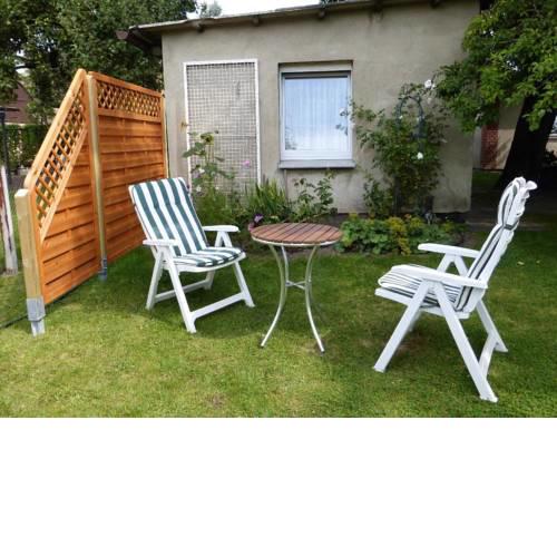 Ferien-Apartment mit Gartenblick