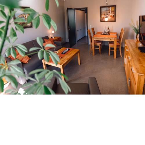 Ferienappartement mit Pool und Sauna