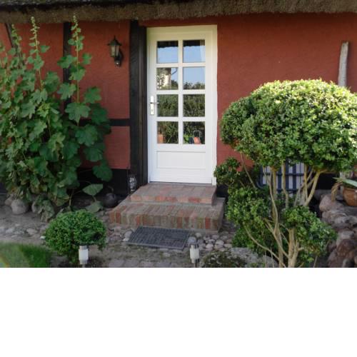 Cozy mansion in artist studio in Steffenshagen with terrace