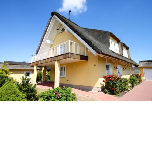 Reetdachhaus "Strandhaus Sterni"