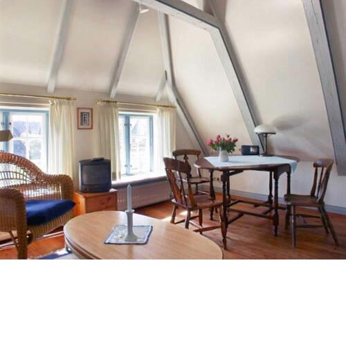 Ferienhaus Adfontes / App.Dach Ost