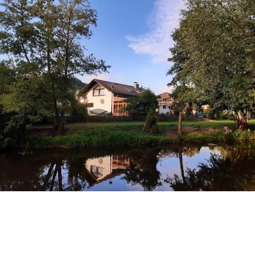 Ferienhaus am Ahrufer
