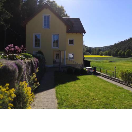 Ferienhaus am Bach