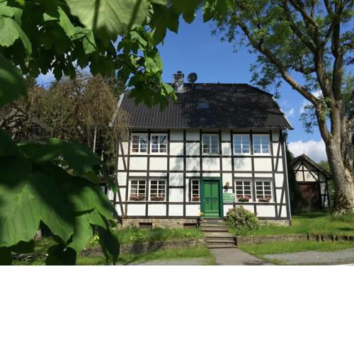 Ferienhaus am Menzerather Weiher