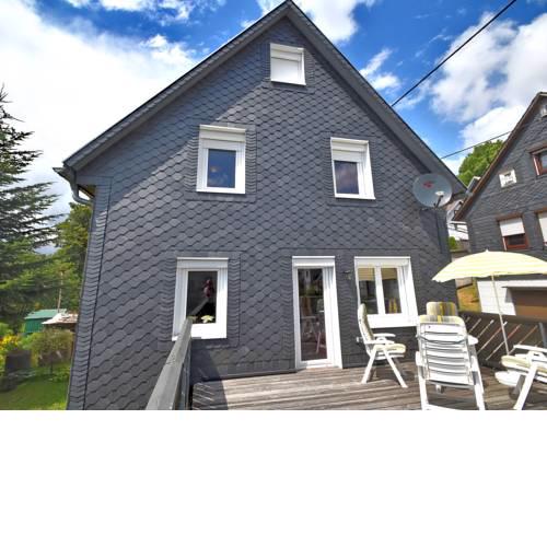 Quaint Holiday Home In Thuringia With Terrace.