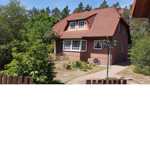 Ferienhaus am Waldrand Stedden